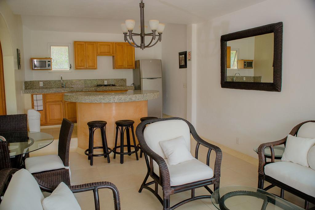 Bungalows Arena Dorada (Adults Only) Zihuatanejo Exterior foto